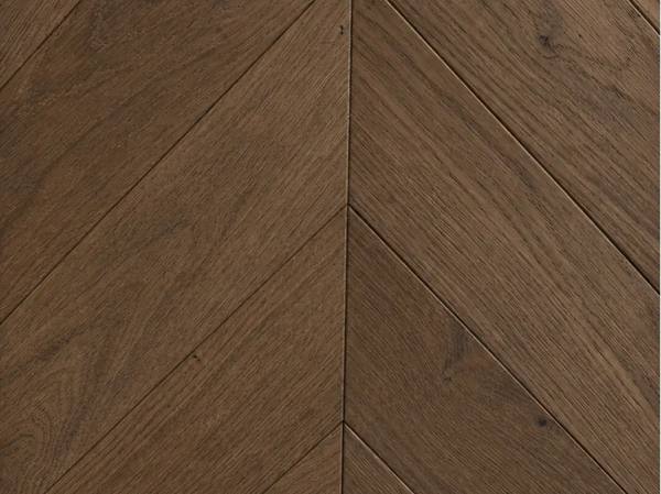 Smoked Chevron Engineered Oak