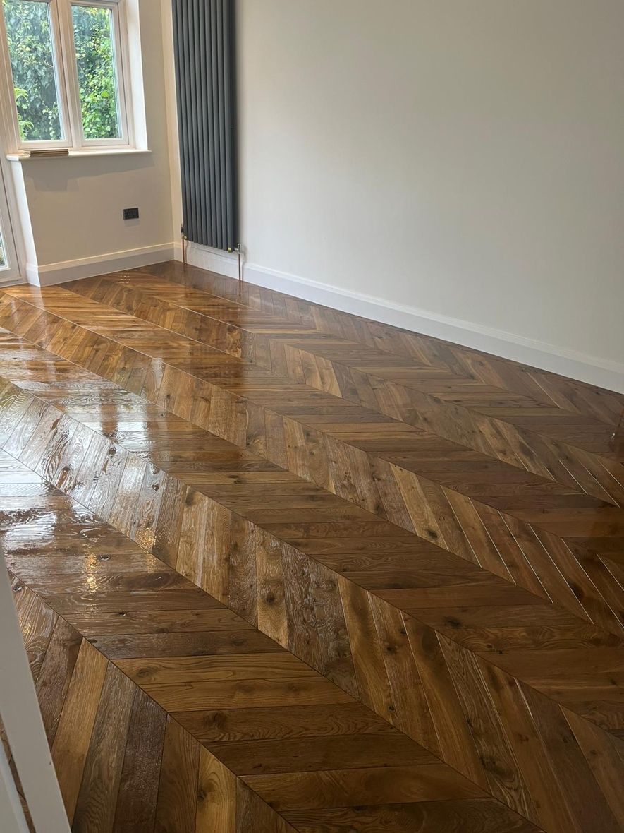 Antique oak chevron