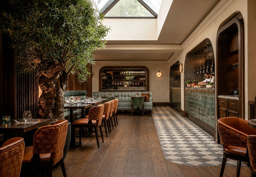 Wide plank oak flooring