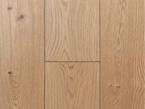 UV Lacquered Engineered Oak