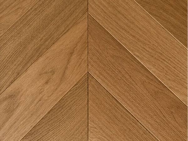 Natural Brushed Chevron Engineered Oak