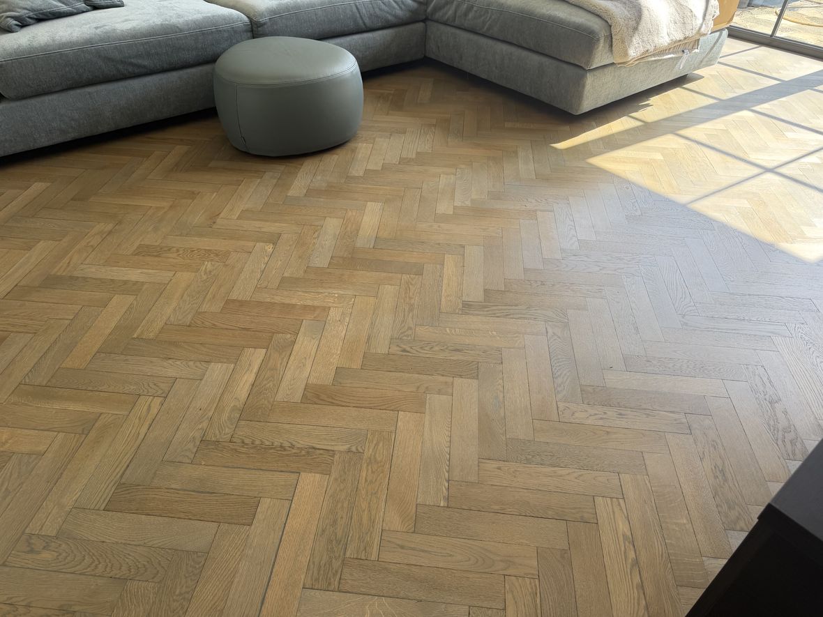Smoked oak herringbone
